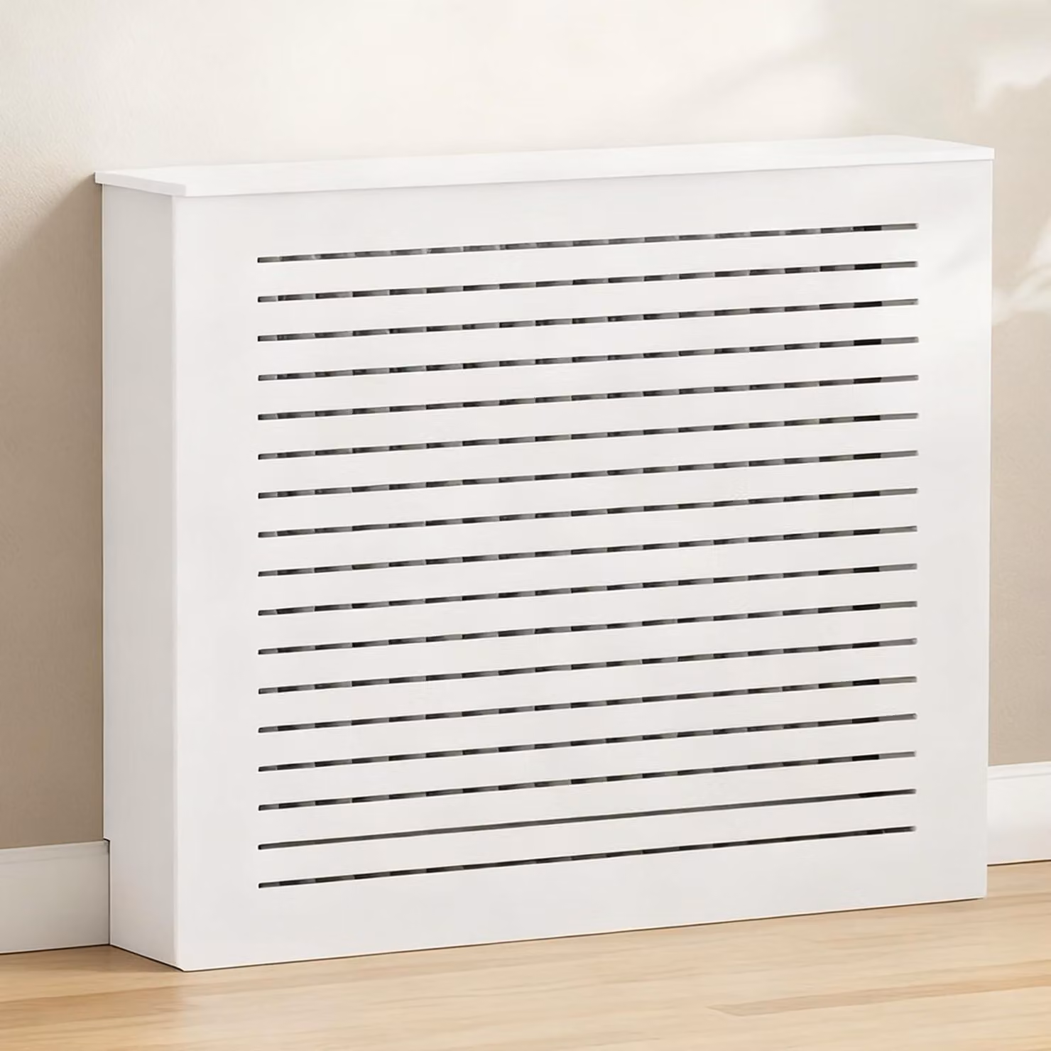 Rivestimento per radiatori con design a lamelle e materiale impermeabile