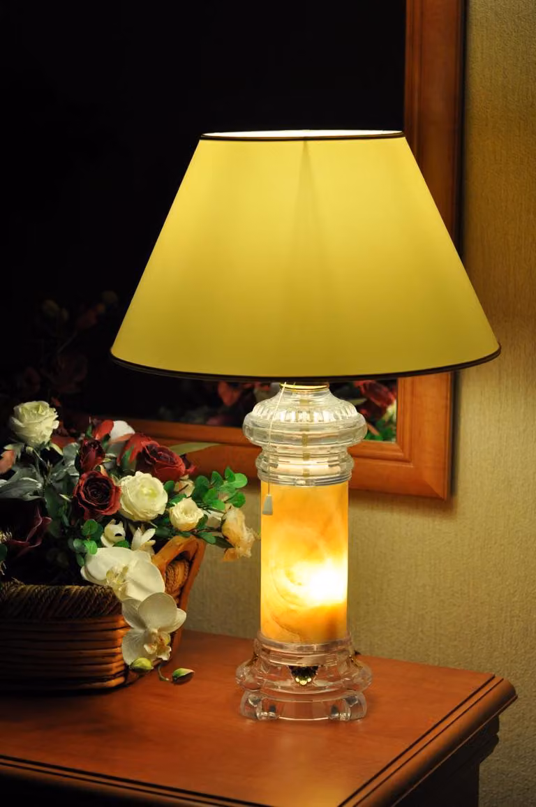 Klassische Design Tisch Leuchte Lampe Leuchten Lampen Schirm XXL Beleuchtung