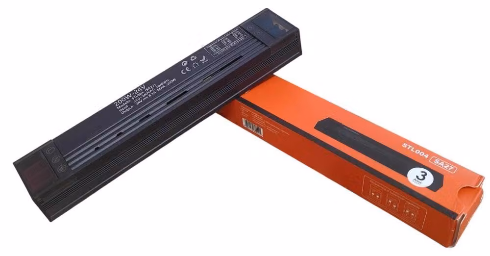 Mini Alimentatore LED Dimmerabile 24V 200W Trasformatore ultra sottile per striscia LED Driver LED - 196.5x35x25mm