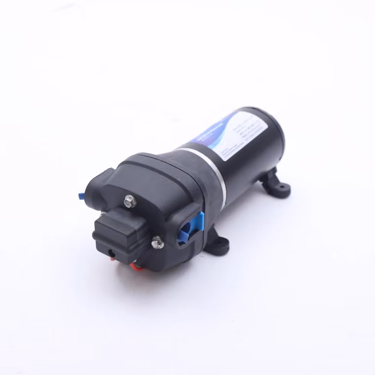 Pompa elettrica per acqua da 12V - Pompa per l'aumento della pressione - Pompa a membrana autoaspirante - 17 litri/minuto, altezza di sollevamento di 28 metri - Interruttore di pressione automatico - Spina europea, colore nero