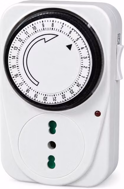Presa con timer 24 ore per accensione e spegnimento automatico, timer meccanico giornaliero, presa elettrica 220-240V, potenza max 3000W