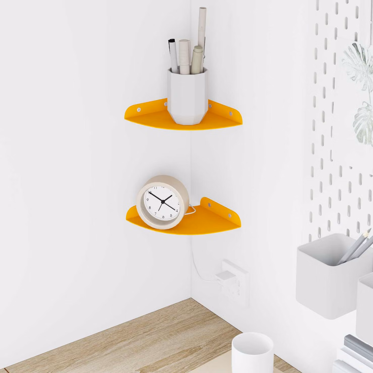 Set di 2 mensole galleggianti da angolo vidaXL in metallo giallo opaco per soggiorno, cucina o bagno