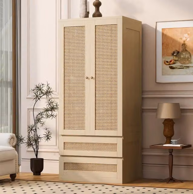 Armadio a doppia anta con 2 cassetti; 70 x 55 x 170 cm; finitura legno ed effetto rattan