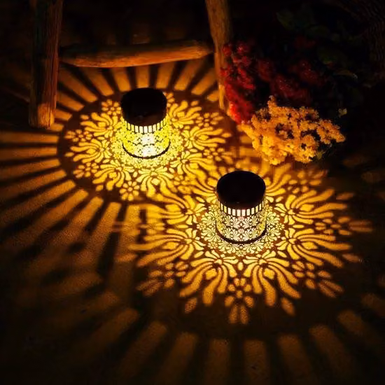 Set di lampade solari da esterno - Lampada da parete impermeabile - Energia solare - Celle metalliche - Illuminazione per balconi e giardini - Impermeabile - Illuminazione per terrazze familiari - Lampioni da giardino - Decorazioni da giardino