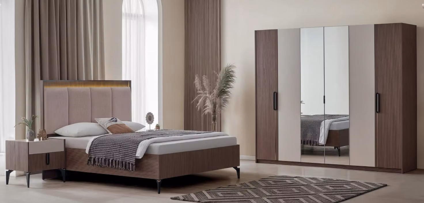Set esclusivo per camera da letto: letto matrimoniale, comò, armadio, 5 pezzi