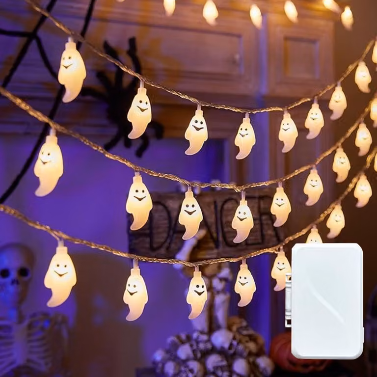 Catena luminosa a tema Halloween, con 20 luci LED a forma di fantasma, lunghezza 3 metri, alimentata a batteria, luce bianco caldo