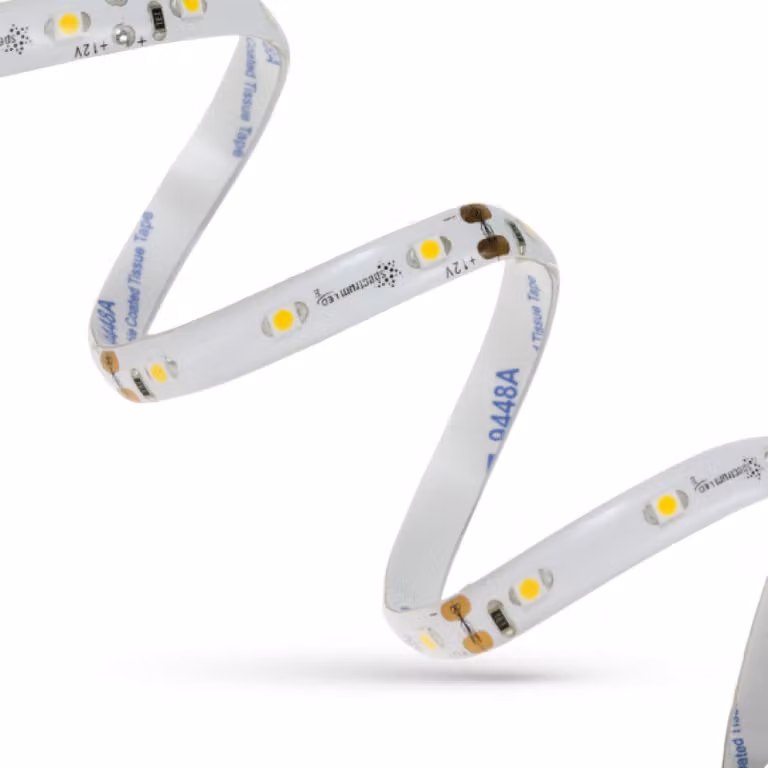 Striscia LED, 1 metro, 60 LED al metro, 5,6W, 3000K, grado di protezione IP44