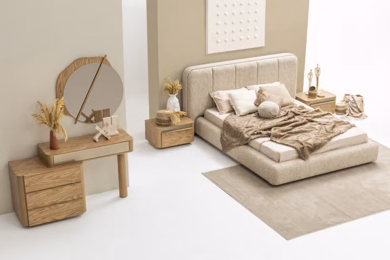 Elegantes Schlafzimmer-Set: Bett, Nachttische & Schminktisch