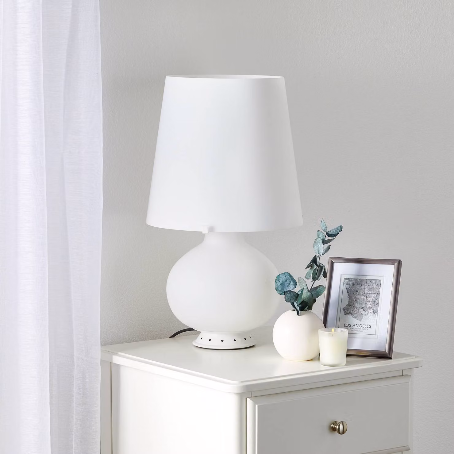 Fontana Arte Lampada da tavolo di design FONTANA, Bianco / Opale, Camera da letto, Vetro, Design, Lampada da tavolo
