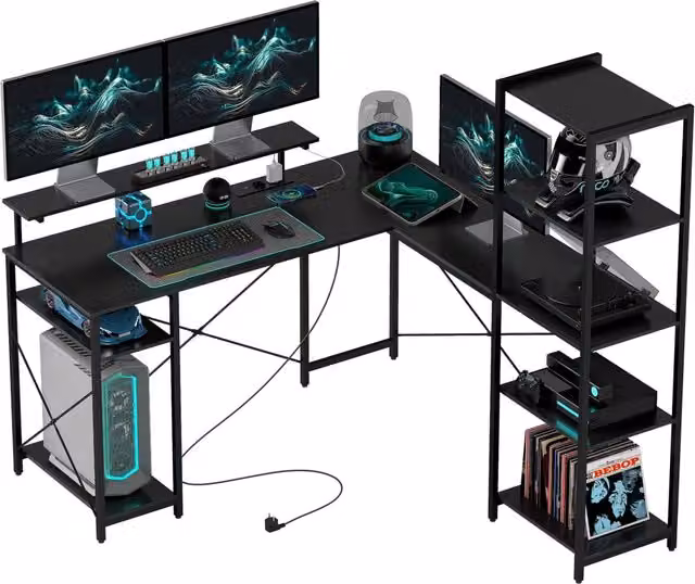 Scrivania Angolare Minimal con Supporto Monitor e Ripiani Nero L: 140 cm, P: 139,5 cm, H: 76,7 cm