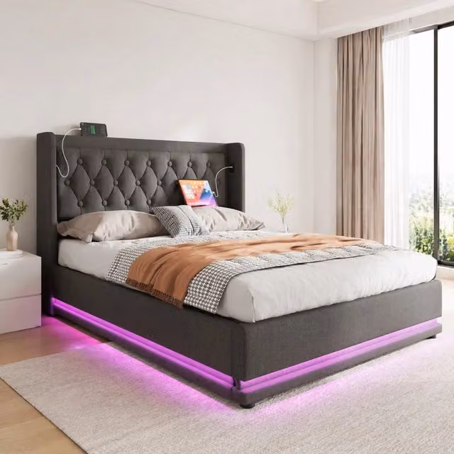 Letto matrimoniale 140x200 cm con contenitore; testiera capitonné in cotone grigio; LED e USB Type-C