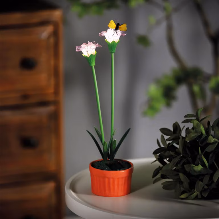 Fiore da giardino a energia solare – Viola – 10 LED bianchi caldi – 32 cm – Lampadina a energia solare – Si accende automaticamente al tramonto – Illuminazione decorativa da esterno per giardino e balcone [11735A]