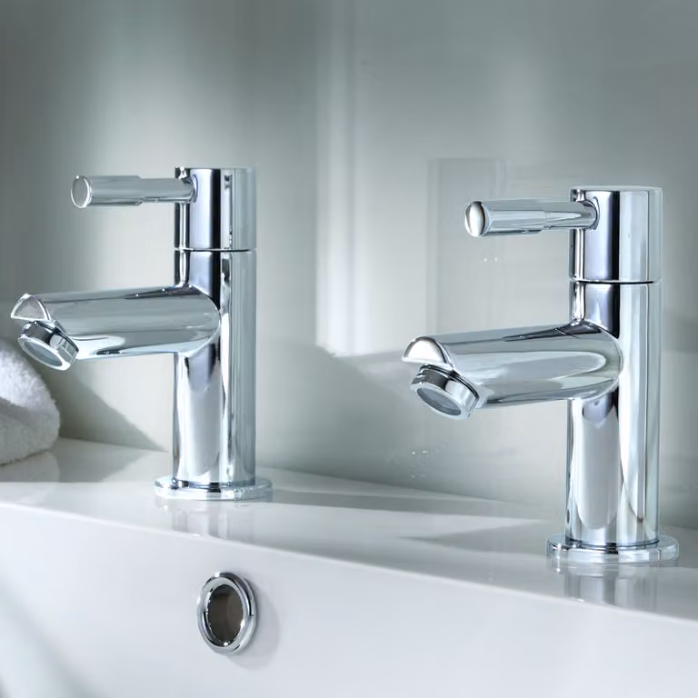 Coppia di Rubinetti Moderni per Lavabo - Cromato - Como