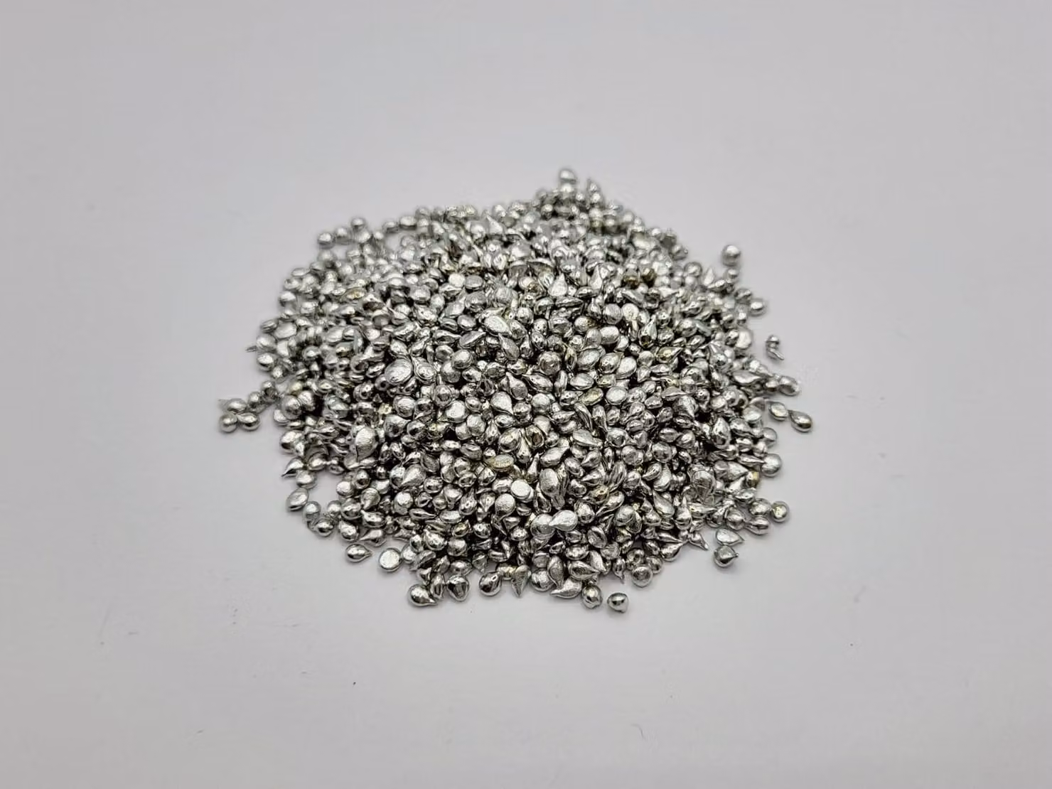 Stagno Sn99,9 % in granulato grosso, peso: 500 g