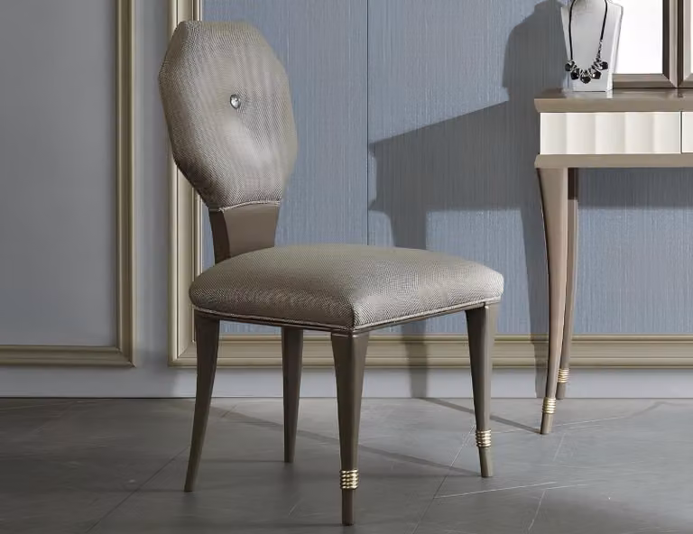 Luxus Design Polster Stuhl Stühle Sitz Lehn Esszimmer Holz Lederstuhl Sessel