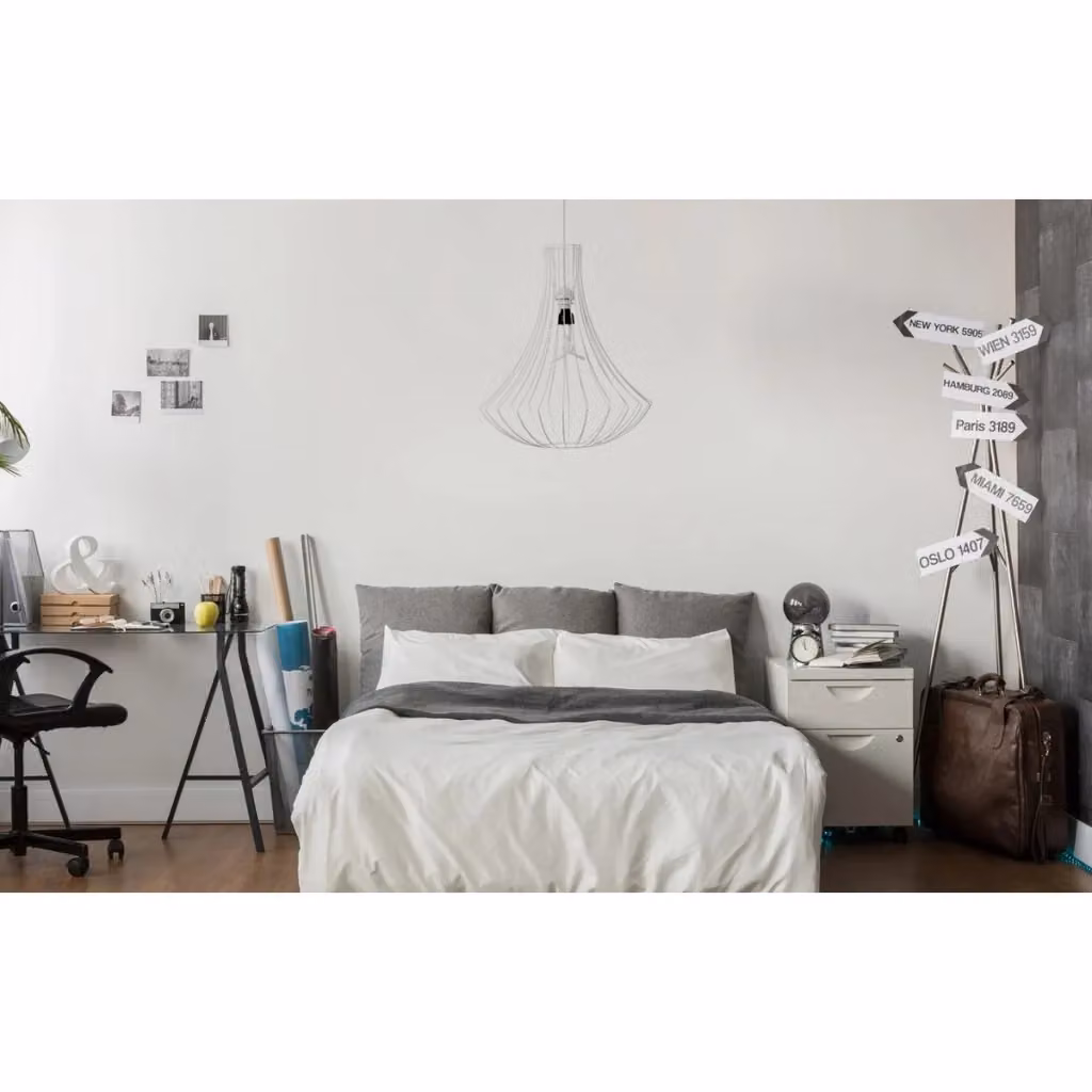 Lampada a sospensione industriale Chiara di KENDRA HOME in metallo bianco e rame – 2