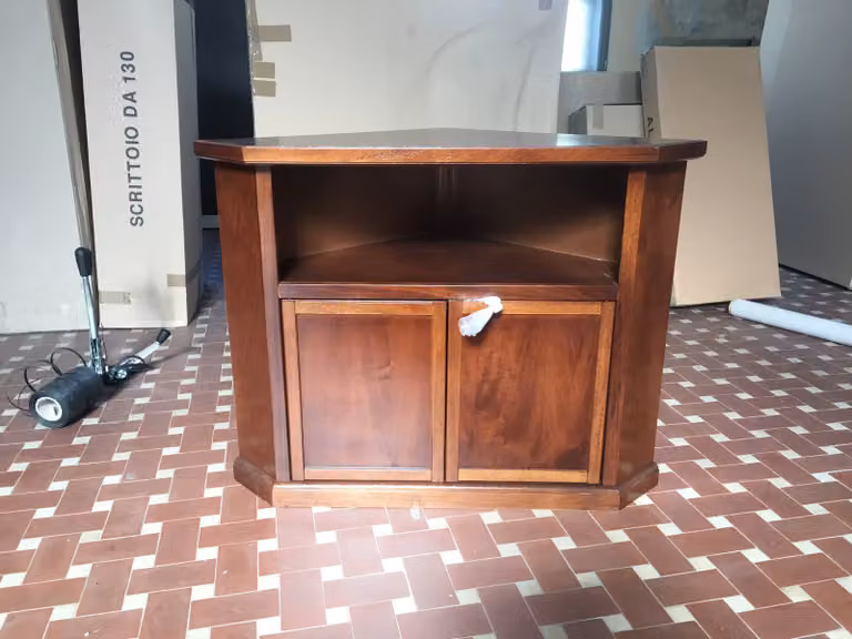 Porta TV ad angolo in legno stile arte povera color noce Mobili 2G L: 72 cm, P: 63 cm, H: 80 cm
