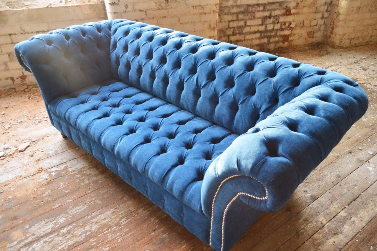 Chesterfield Design Luxus Polster Sofa Couch Sitz Garnitur Leder #151