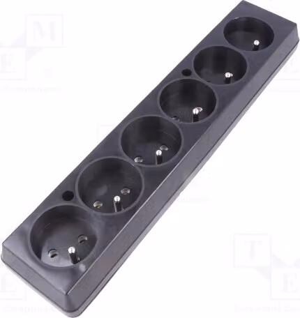 1 connettore: per alimentazione AC, femmina, distributore GN-670 CZ, monofase