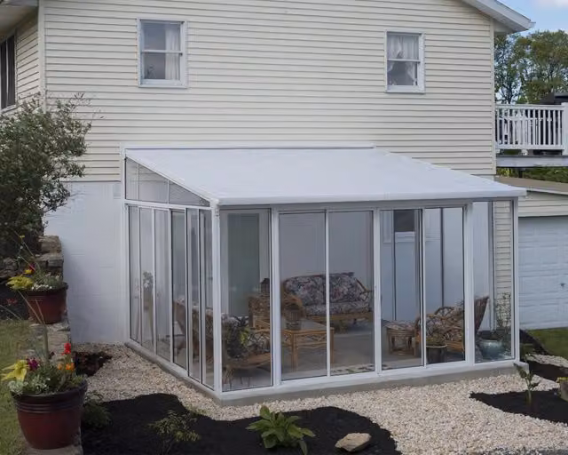 Pergola Chiusa San Remo Palram in Alluminio Bianco con Copertura in Policarbonato Trasparente L: 4,4 m x P: 4 m