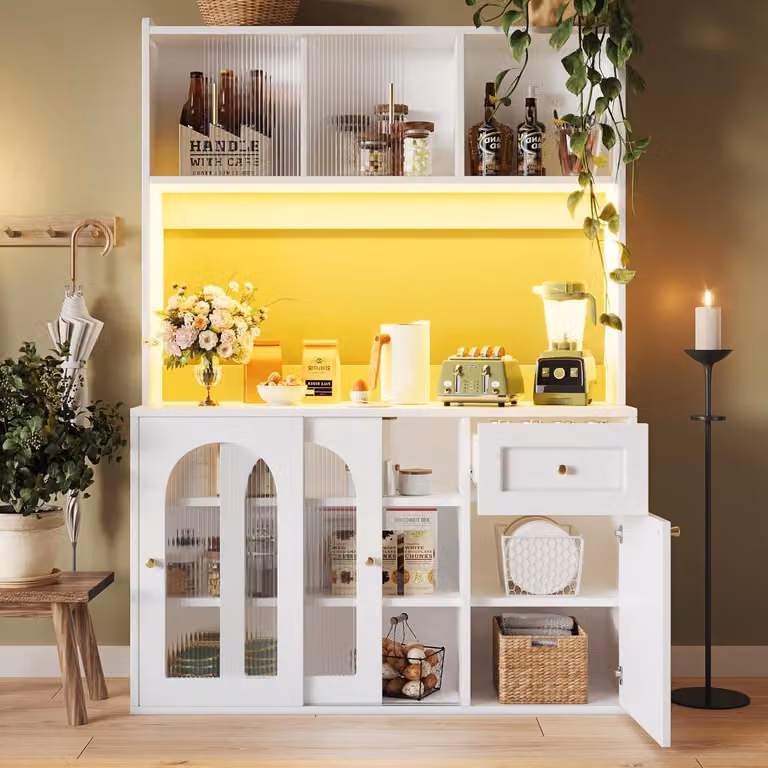Armadio alto da cucina con illuminazione a LED e porta in vetro, mobiletto dispensa, vetrina, mobile contenitore, bianco, 120x35x167 cm