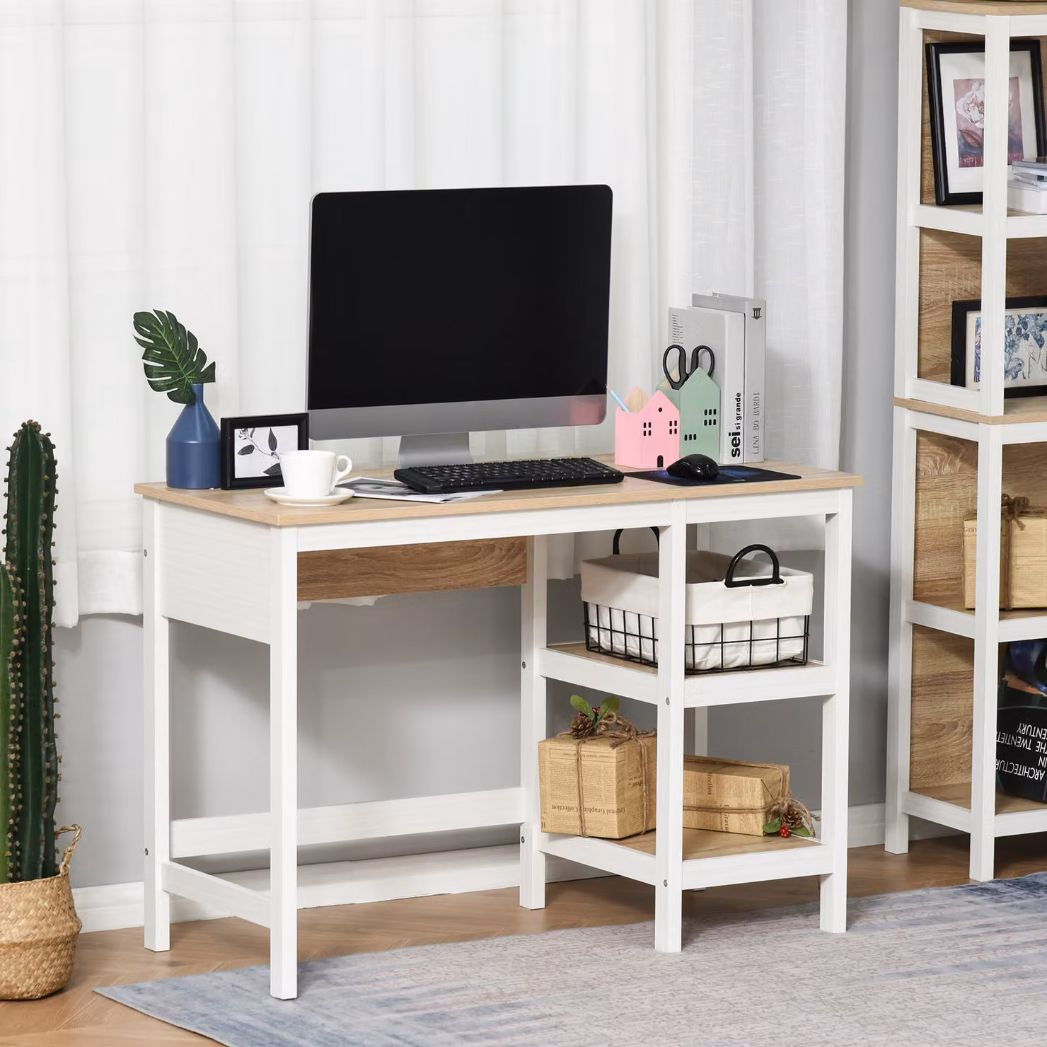 Scrivania per Computer Multimediale HOMCOM con 2 Ripiani Laterali in MDF, Rovere Chiaro e Bianco, L: 110 cm, P: 48 cm, H: 76 cm – 2