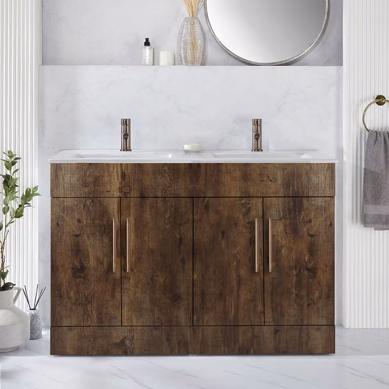 Mobile Bagno a Terra Rovere Scuro da 1210mm con Doppio Lavabo e Maniglie con Barra a T in Bronzo Spazzolato - Cluo