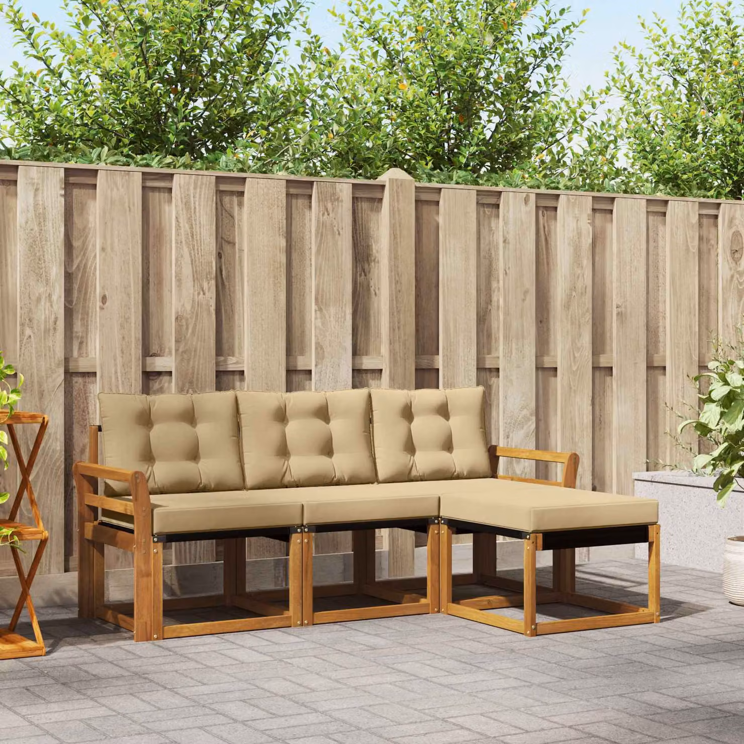 Set di divani da esterno vidaXL a forma di L composto da 4 pezzi in legno di acacia con cuscini beige e sabbia