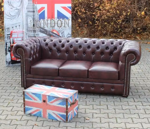 Chesterfield Sofa Couch Polster 3 Sitz Klassische Couchen Garnitur