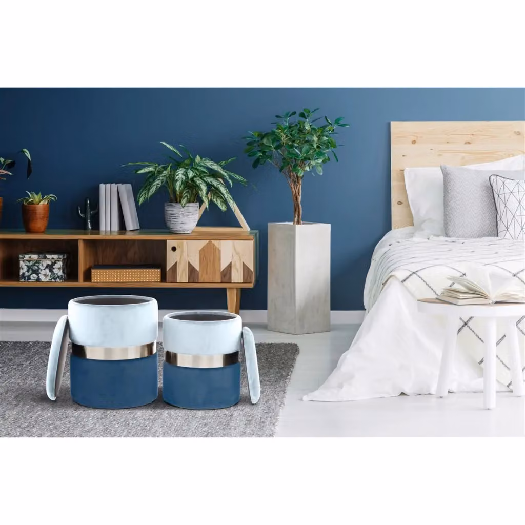 Set di 2 pouf contenitori Zora KENDRA HOME in velluto blu e argento, forma cilindrica per soggiorno e camera da letto – 2