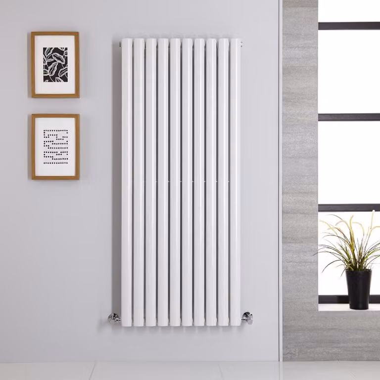 Radiatore Singolo di Design Verticale Bianco - 1400 x 590mm - 900W - Revive