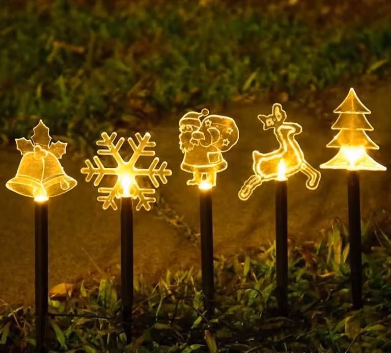 Set di 5 luci solari da giardino, con motivi natalizi, luce giallo caldo, resistenti alle intemperie