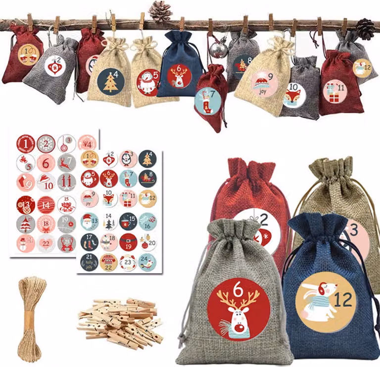24 pezzi di calendario dell'Avvento da riempire, sacchetti di feltro e sacchetti di stoffa, adesivi con i numeri del calendario dell'Avvento, sacchetti regalo per il calendario di Natale