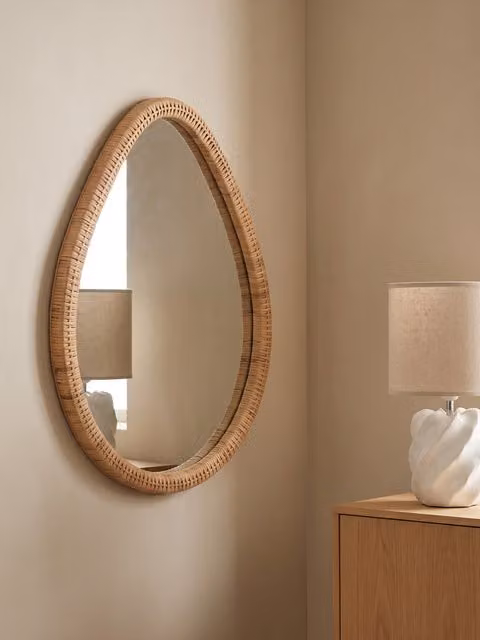 Specchio Drop in rattan beige Kenay Home L: 60 cm, H: 80 cm