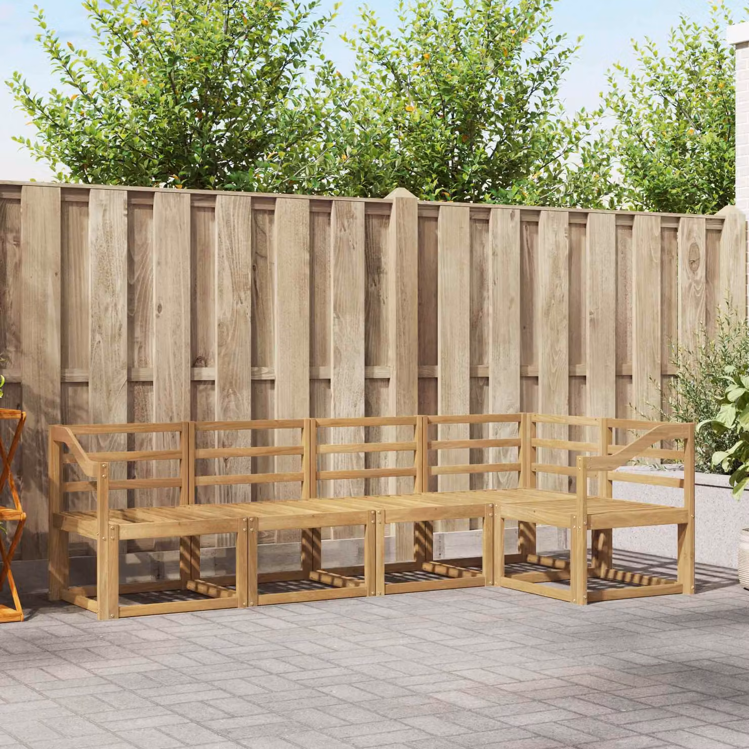 vidaXL Set di divani da esterno 5 pz in legno di acacia massello, design moderno a L con cuscini bianchi e marroni per giardino e terrazza