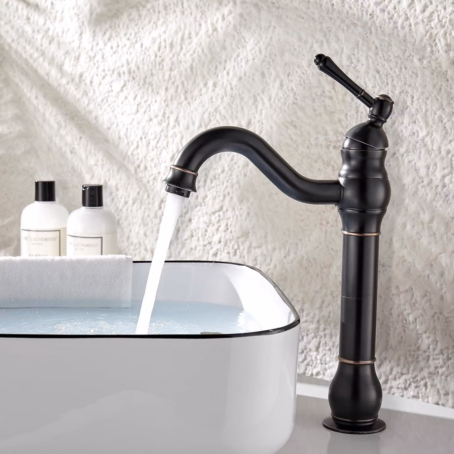 Miscelatore monocomando per lavabo, girevole a 360°, nero, in ottone, per bagno