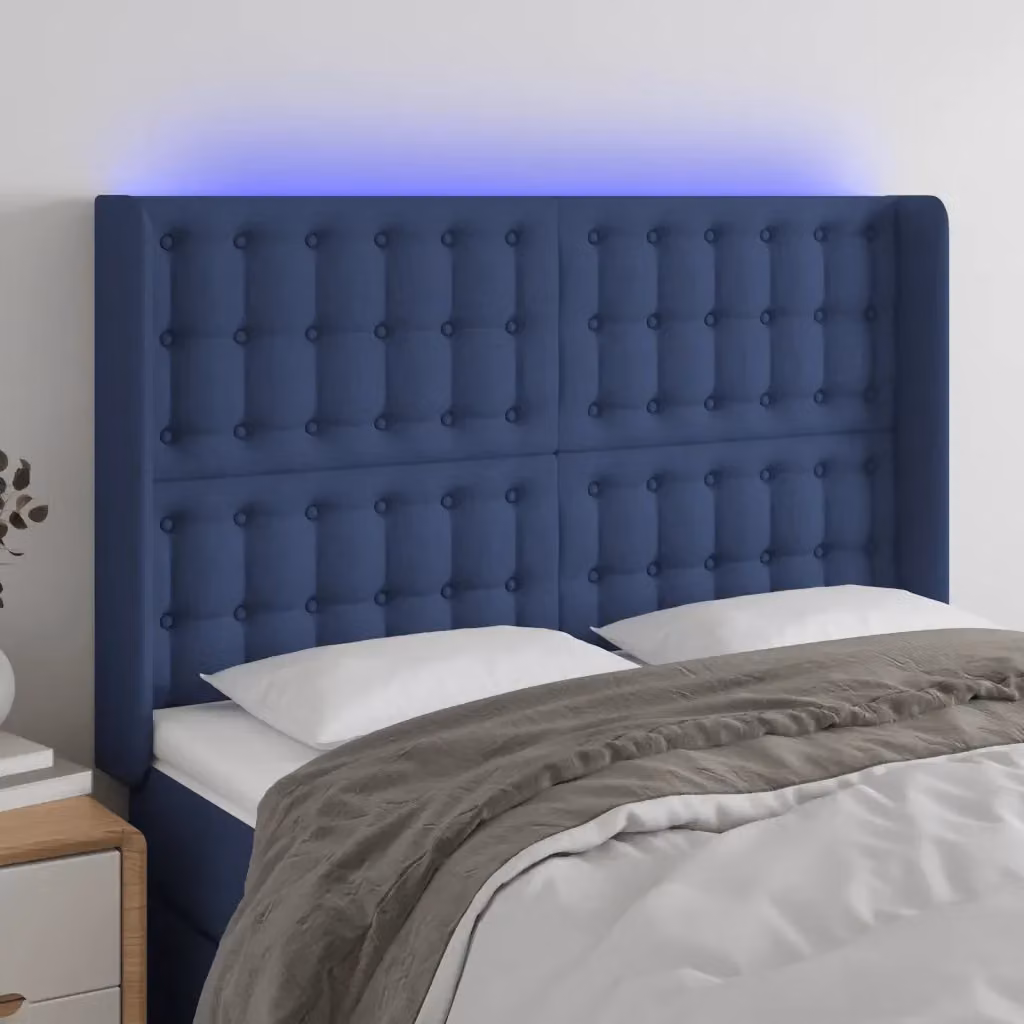 Testata del letto moderna in tessuto blu con illuminazione LED integrata e porta di ricarica USB L: 147 cm, P: 16 cm, H: 118-128 cm – 2