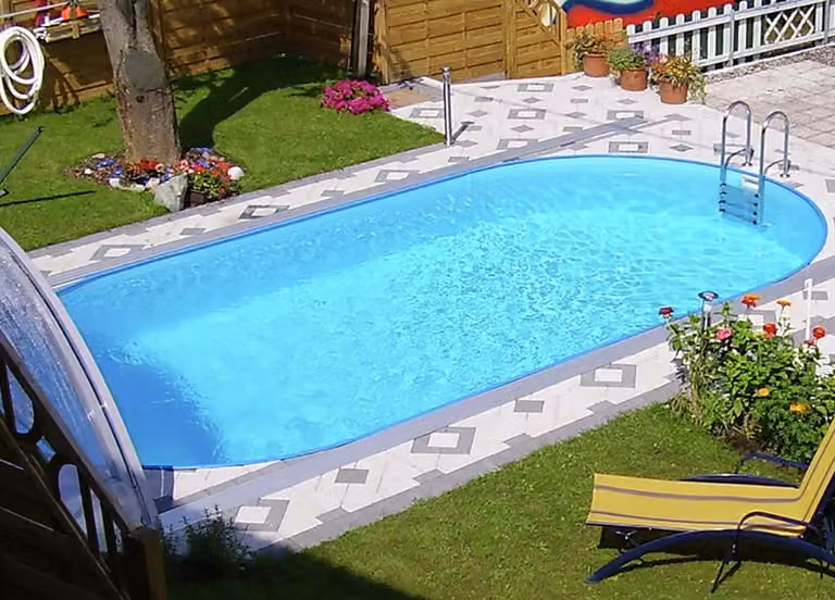 Piscina Intex Styriapool ovale 4,90 x 3,00 x 1,20 m / Lamina da 0,6 mm, bordatura a incastro P1, struttura in acciaio, corrimano, guide di fondo