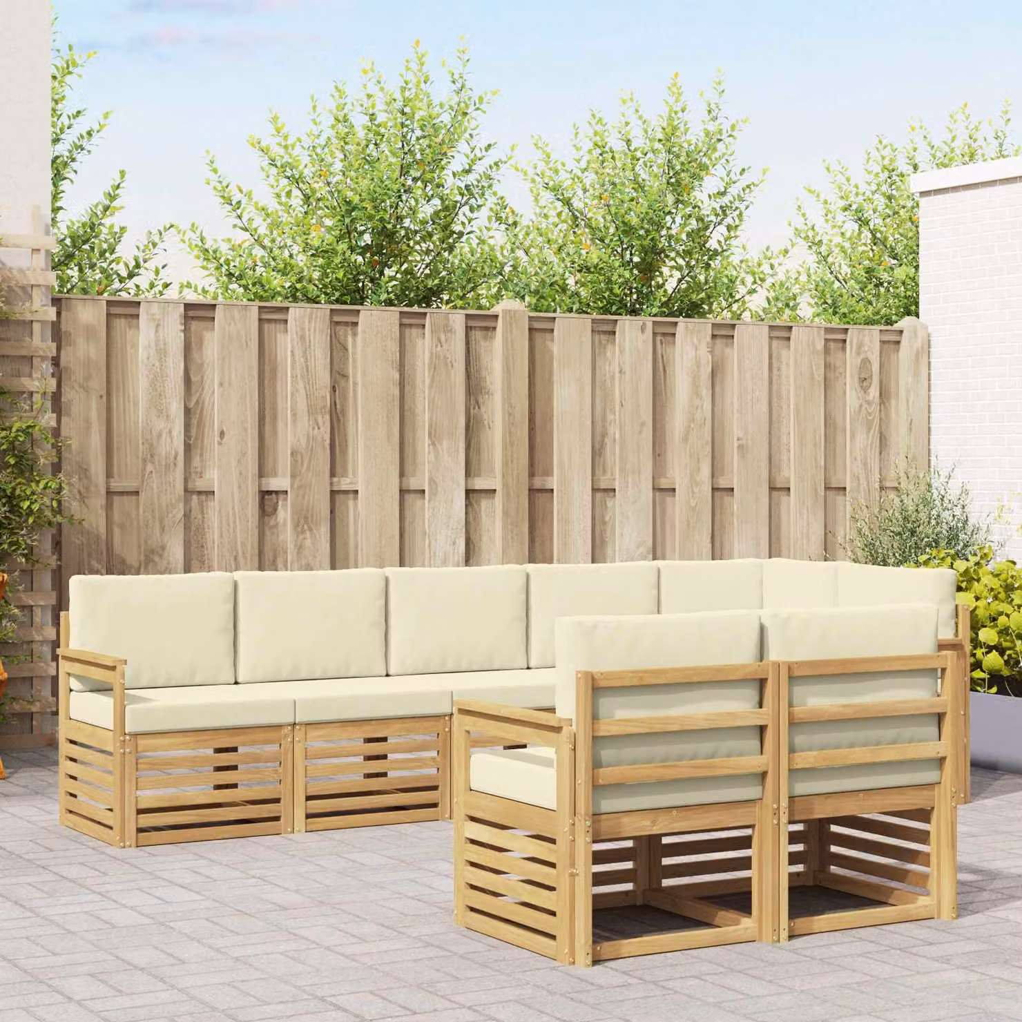 Set di divani da esterno vidaXL 8 pz a forma di L in legno di acacia con cuscini bianchi e beige