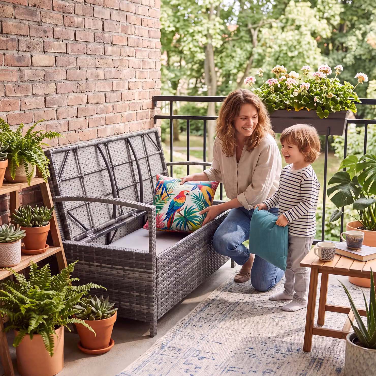 Panchina da giardino a 2 posti tectake in rattan grigio con vano portaoggetti e cuscini inclusi – 3