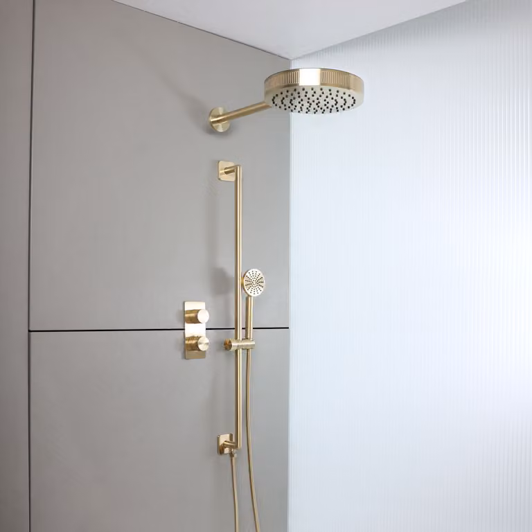 Sistema Doccia HudsonReed con Miscelatore Termostatico, Soffione Rain, Asta Saliscendi e Doccetta in Ottone Oro Satinato