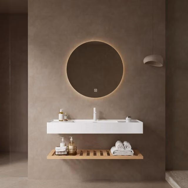 Mobile bagno sospeso 120 cm con lavabo rettangolare in acrilico bianco, finitura legno naturale, ripiani a strisce. Rubinetto non incluso