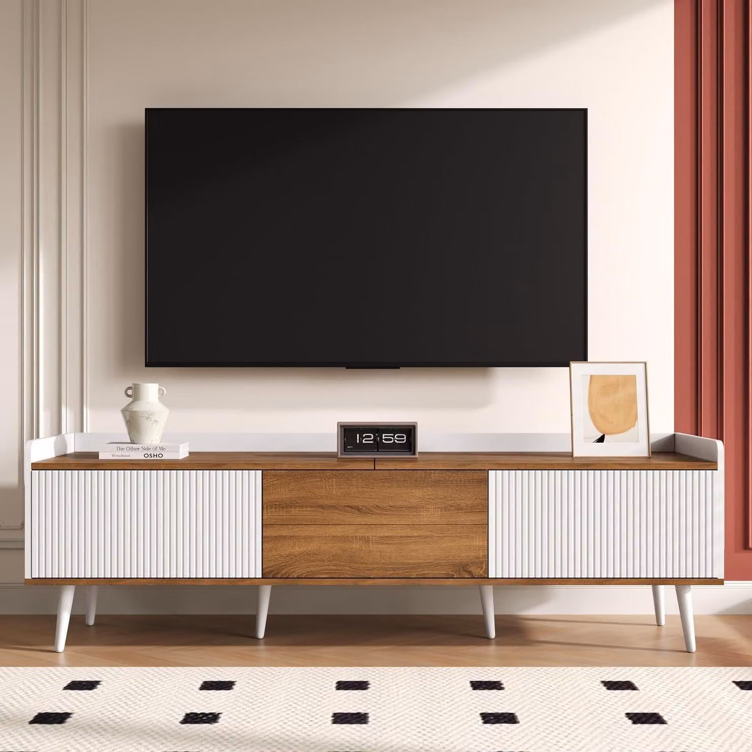 Mobile TV con 3 ante, dimensioni 160x39x49,5 cm, colore bianco e finitura effetto legno