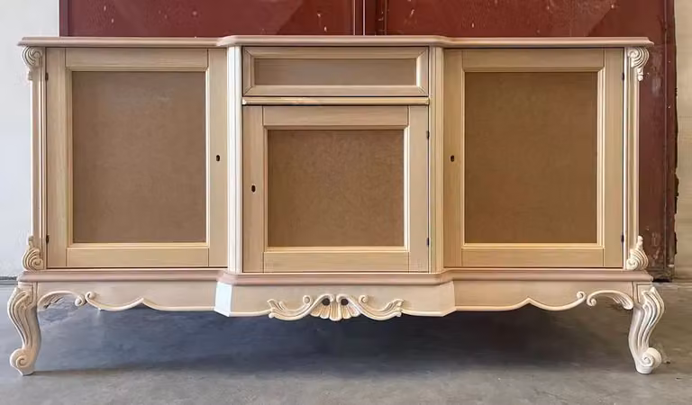 Credenza classica barocca in legno di faggio grezzo con 3 porte e 1 cassetto Mobili 2G L: 174 cm, P: 60 cm, H: 92 cm