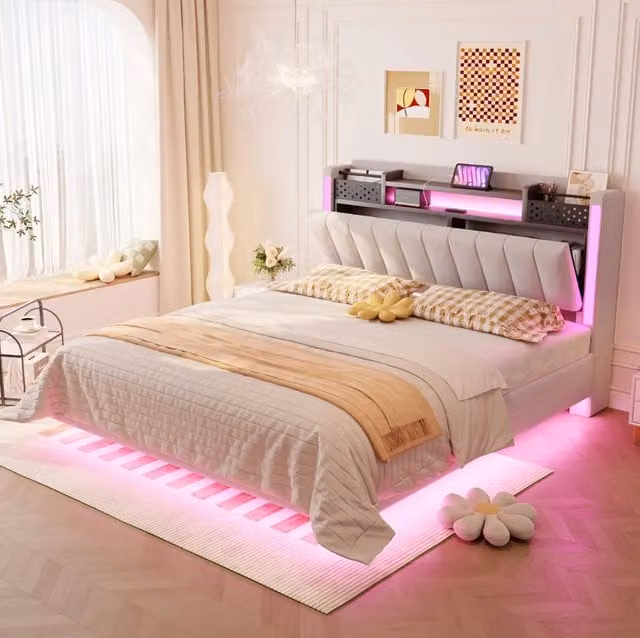 Letto matrimoniale moderno imbottito in tessuto beige con testiera multifunzione, luci LED, porta USB e vani laterali, L/P: 140 x 200 cm