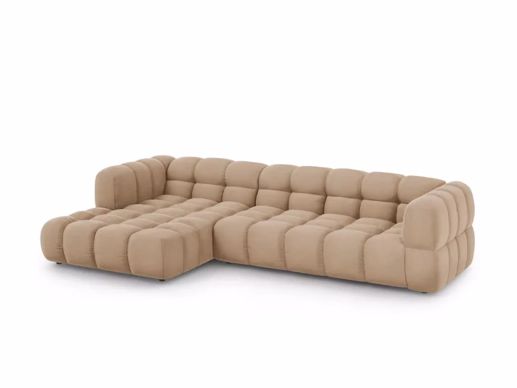 Divano angolare modulare Sky di Cosmopolitan Design, modello a 4 posti con orientamento sinistro, rivestito in velluto color sabbia. L/P/H: 300 x 132 x 75 cm – 2