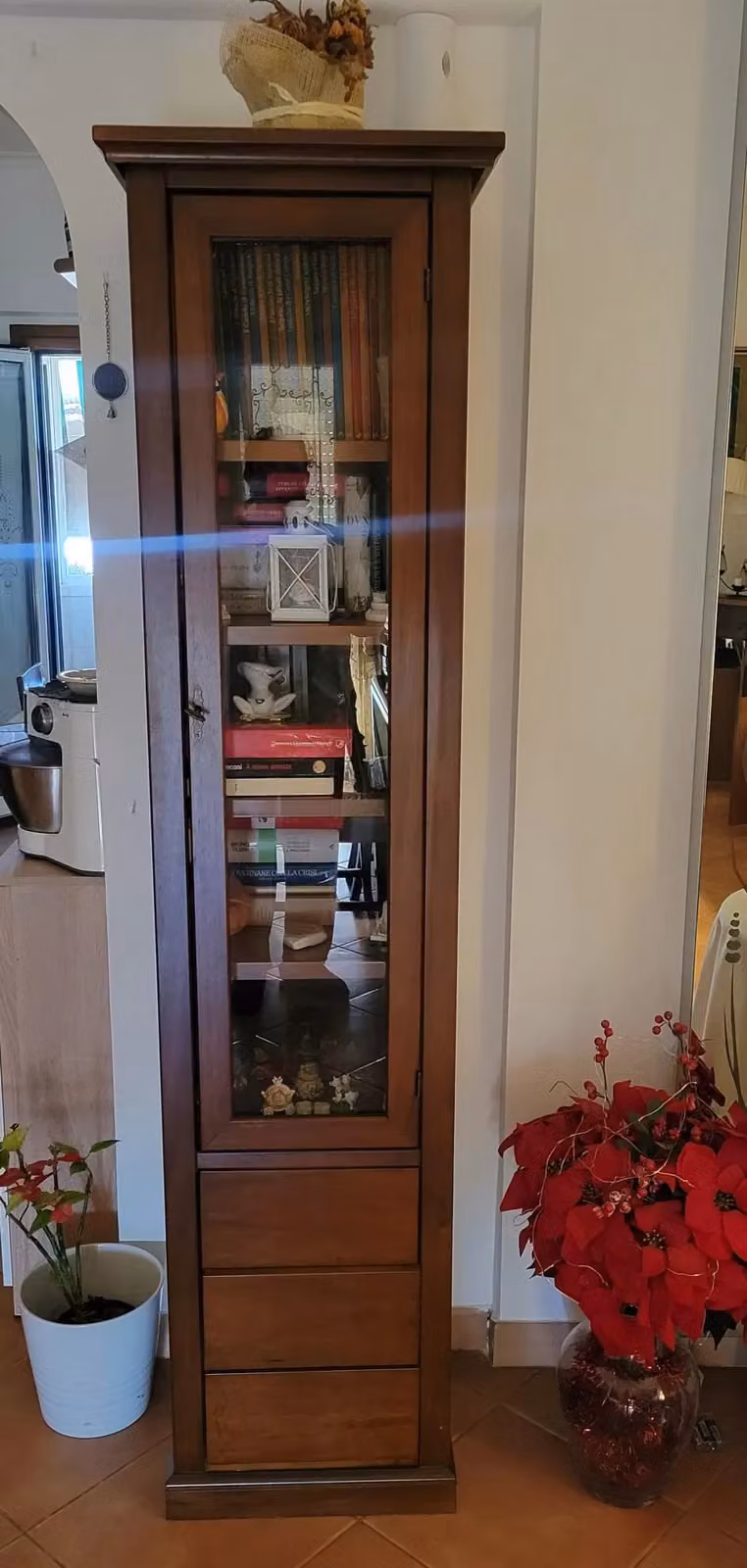 Vetrina libreria in legno stile arte povera con anta in vetro Mobili 2G colore noce L: 45 cm, P: 41 cm, H: 187 cm – 1
