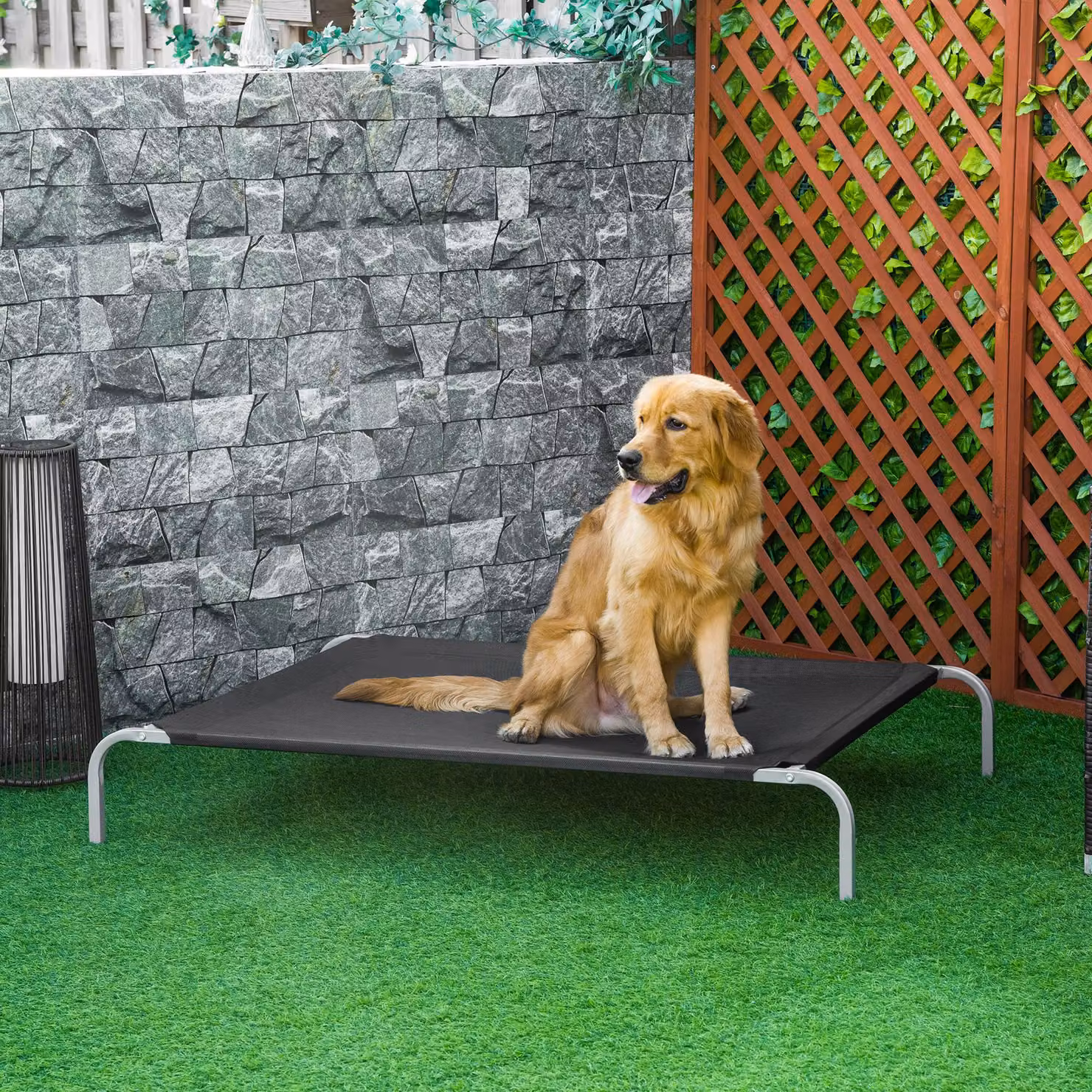 PawHut Lettino per Cani da Interno ed Esterno in Tessuto Traspirante Nero, L 130 x P 90 x H 20 cm – 2