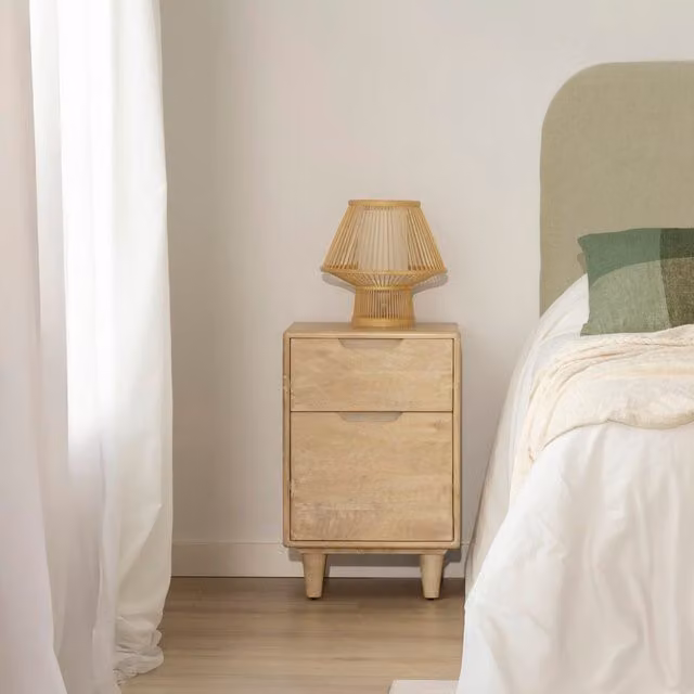 Comodino Dakar Banak in legno massiccio di mango color beige e marrone