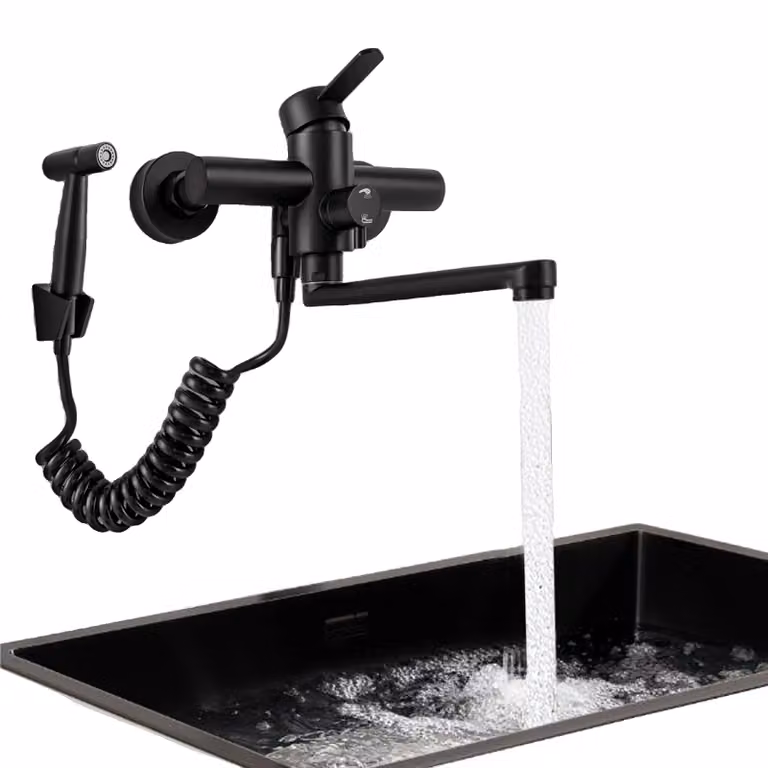 Miscelatore da parete per cucina, ruotabile a 360°, facile da installare, versatile nelle opzioni di spruzzo